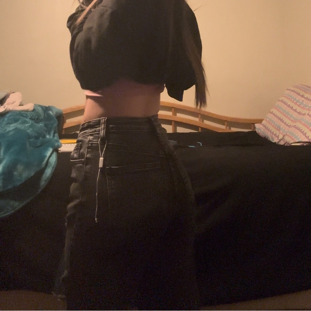 Black High-Waisted Jeans
